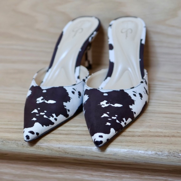 Cow print mule - Picture 2 of 6